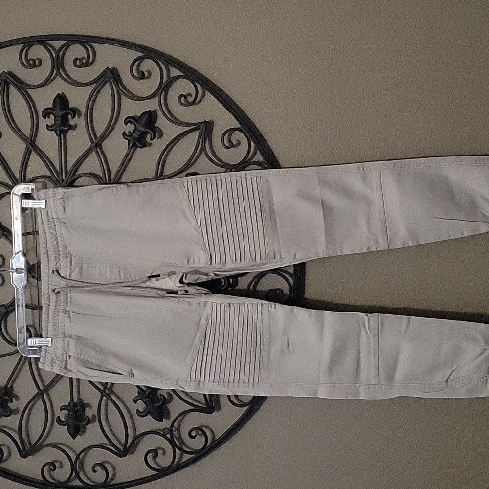 Khaki pants